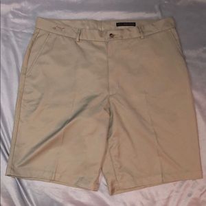 Men’s Greg Norman khaki